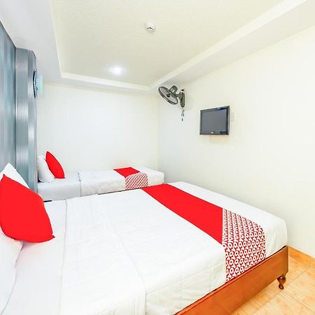Oyo 243 Eden Hotel ニャチャン エクステリア 写真